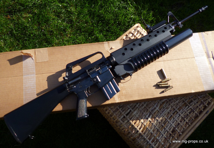 M16A1+M203
